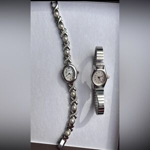 Women’s watches- Lot of 2- pearls and rhinestones!
